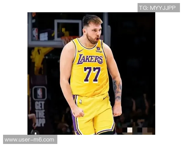 东契奇分享抖肩庆祝背后的心路历程与自发灵感 东契奇分享抖肩庆祝背后的心路历程与自发灵感